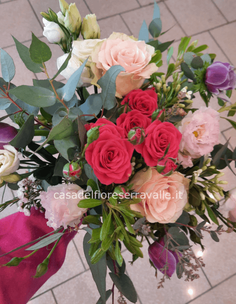 Bouquet di rose rosa